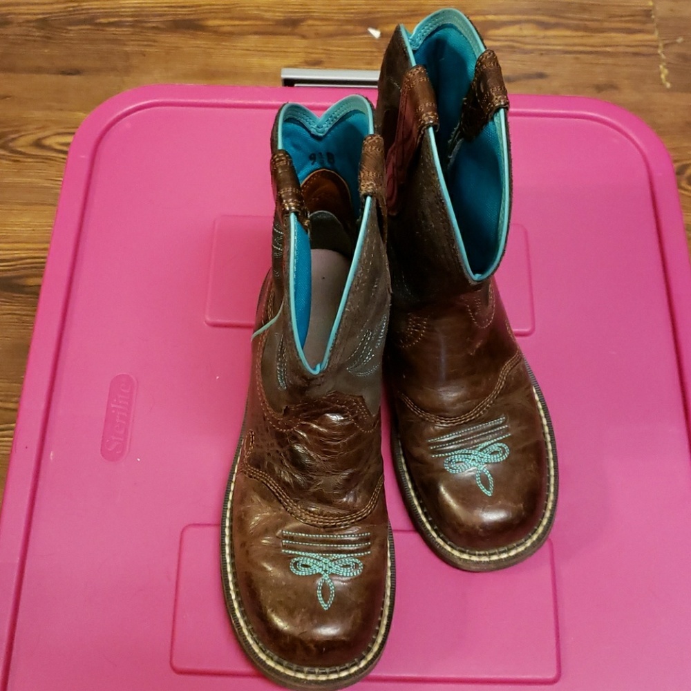 🚫⛔🚩⏩ SOLD⏪🚩⛔🚫 Ariat brown suede leather boots
